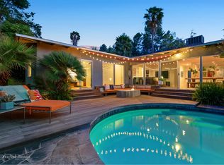 3542 Stonewood Dr, Sherman Oaks, CA 91403