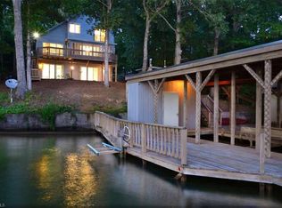 121 Boney Point Rd, Mount Gilead, NC 27306