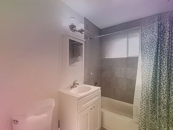 4th image of 7184 Burton St