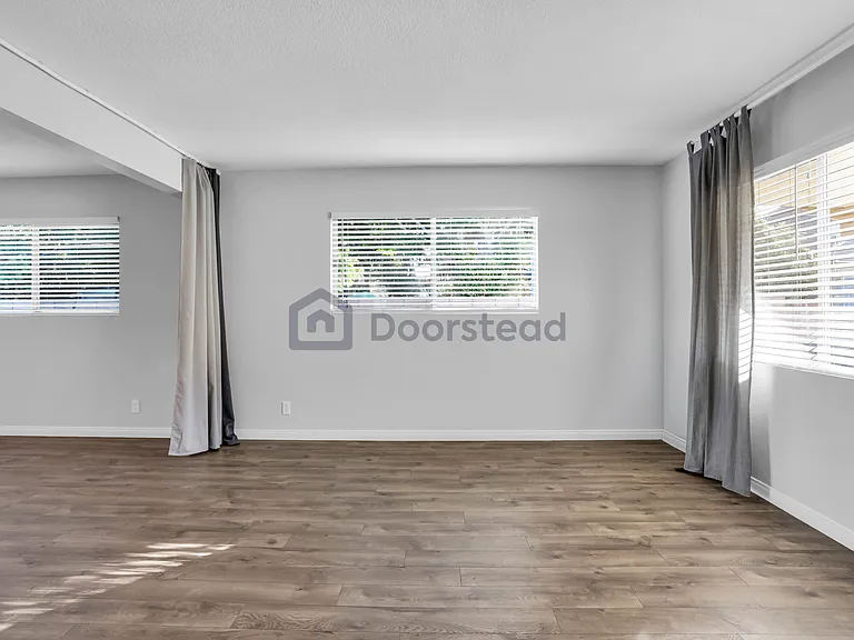 5103 W 7th St #B — Photo 12