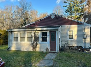 73 Lakeside Ave, Lakeville, MA 02347