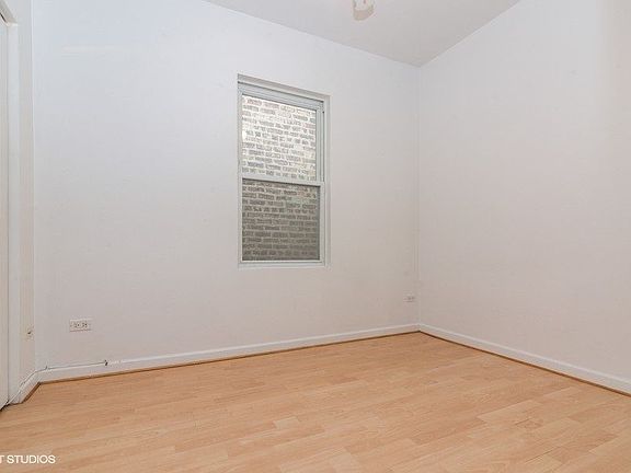 5th image of 912 N Ashland Ave Ste 2B