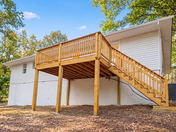 5th image of 643 Akins Rd