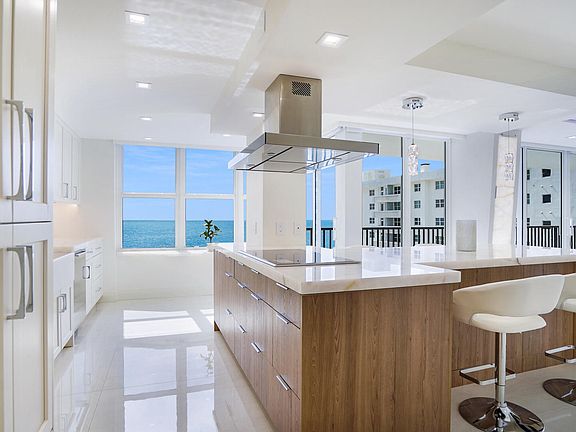 4th image of 4280 Galt Ocean Drive #14a