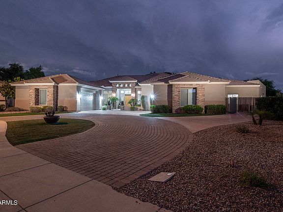 4th image of 2223 E TONTO Place