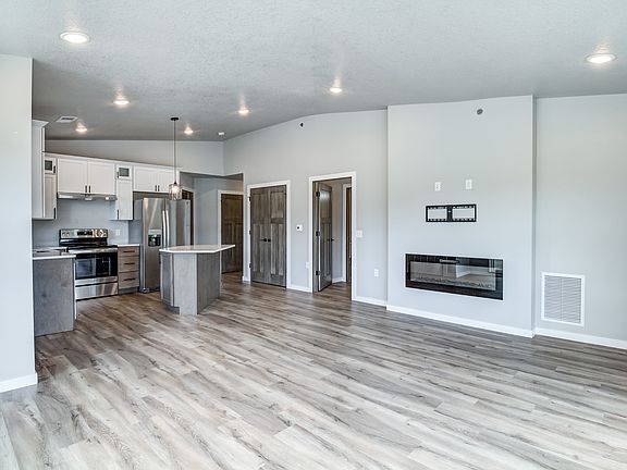 5th image of 4223 Jeffers Rd #305