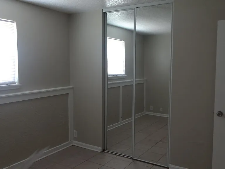 708 Dondee Dr #4 — Photo 6