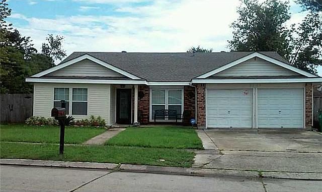 1st image of 3701 Shannon Dr