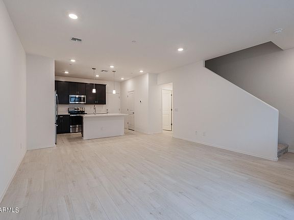 4th image of 2626 S SULLEY Drive #107