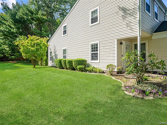 4th image of 40 Quail Court