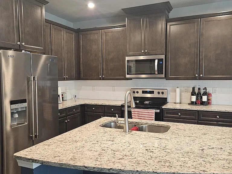 3413 Brookberry Ln — Photo 3