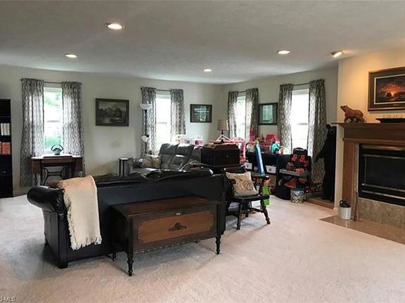 4th image of 14770 Cedarwood Ct