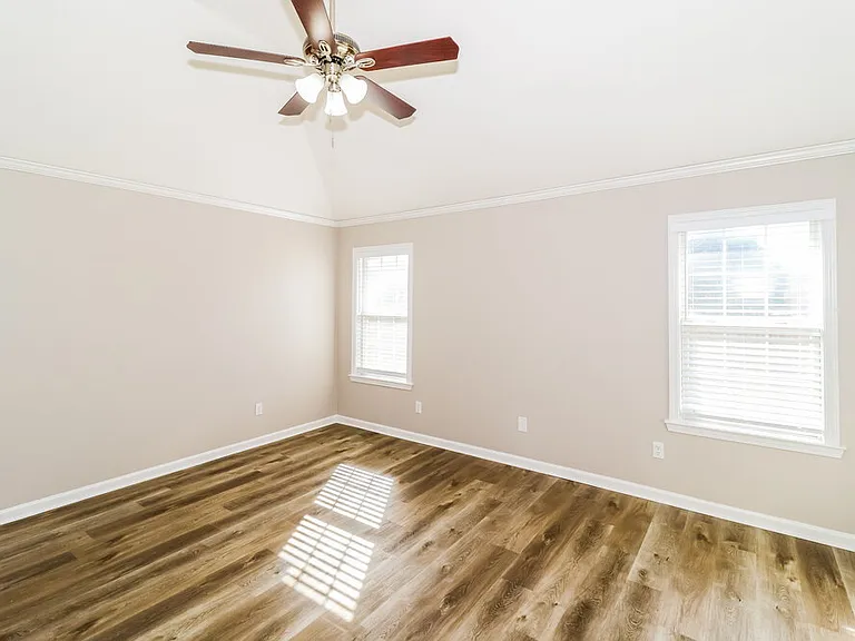 9245 Tamhaven Dr — Photo 9