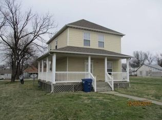1317 W Chase St, Springfield, MO 65803