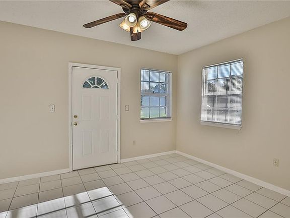 4th image of 8427 N 37th St
