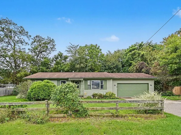 5025 Willoughby Rd, Holt, MI 48842