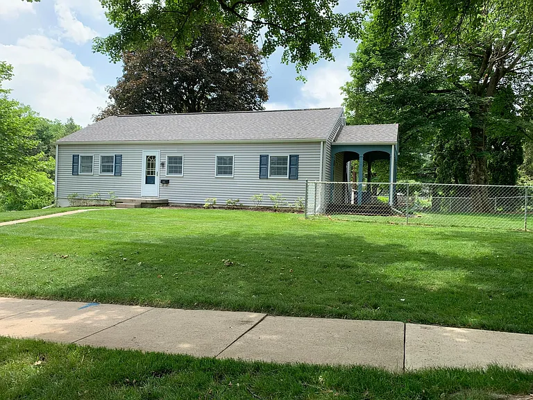 1320 Old Boalsburg Rd — Photo 2
