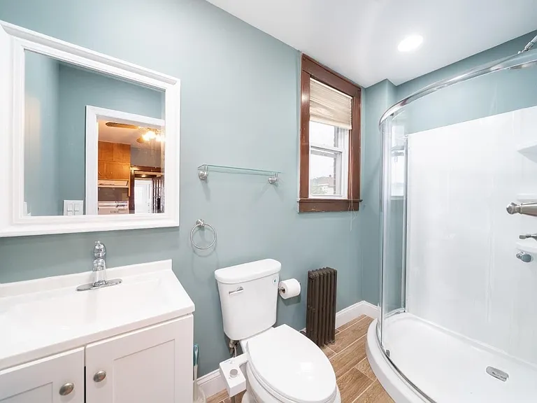351 Somerset St — Photo 9
