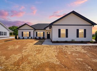 135 Emperor Ln, Greeneville, TN 37743