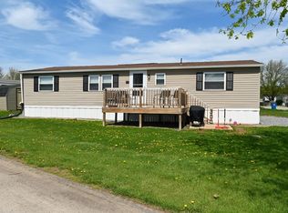 300 Chesapeake Est, Thomasville, PA 17364