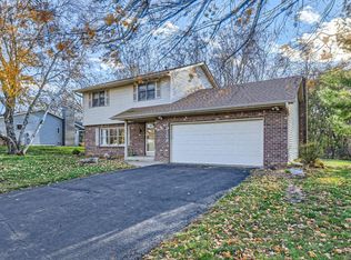 13209 Sheffield Curv, Minnetonka, MN 55305