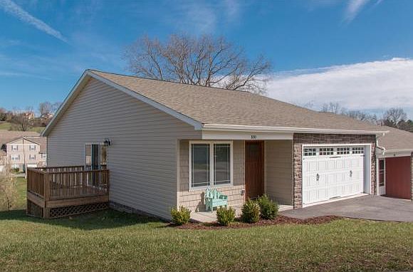 1st image of 100 Weeping Willow Dr