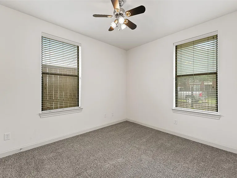 2305 Bastrop St #A — Photo 2