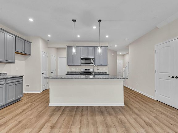 3rd image of 3377 Abberley Dr Lot 902