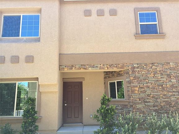 3rd image of 9622 Volk Ave #0