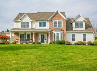 6680 Camden Hill Dr, Victor, NY 14564
