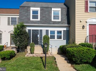 7402 Meadowleigh Way, Alexandria, VA 22315