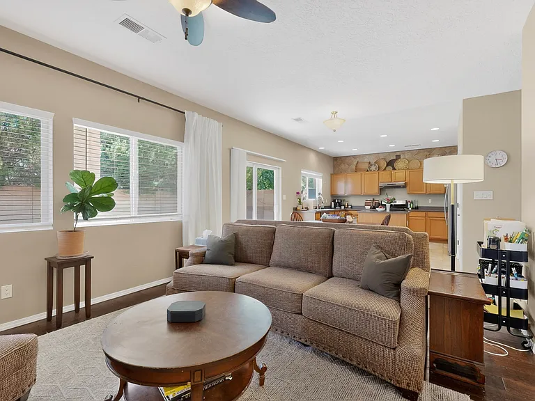 6916 Tree Line Ave NW — Photo 16