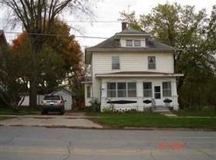 231 W Main St, Solon, IA 52333