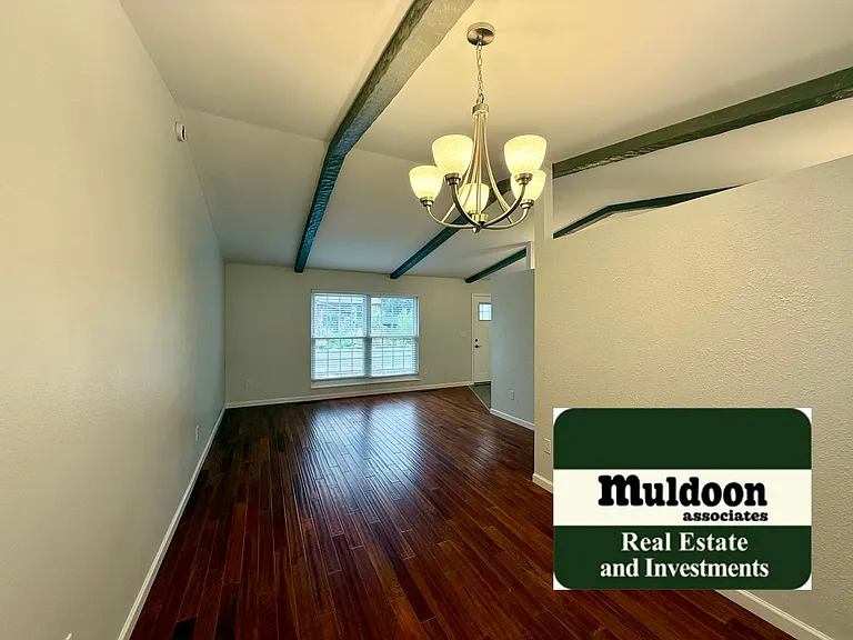 2930 Cortina Dr — Photo 6