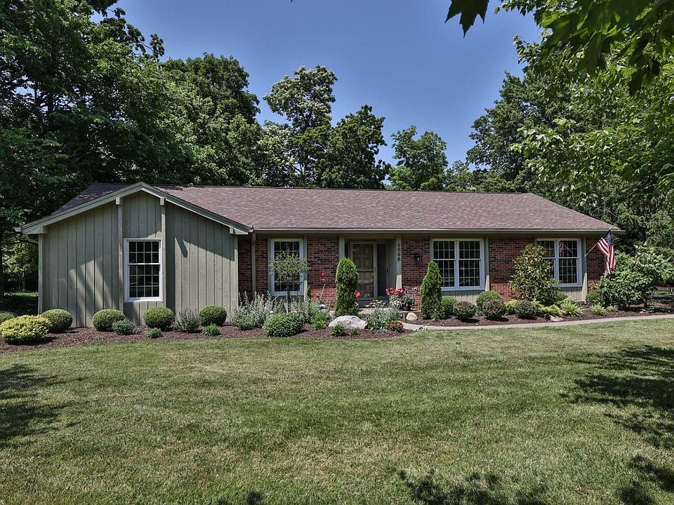 1st image of 9896 Forestglen Dr