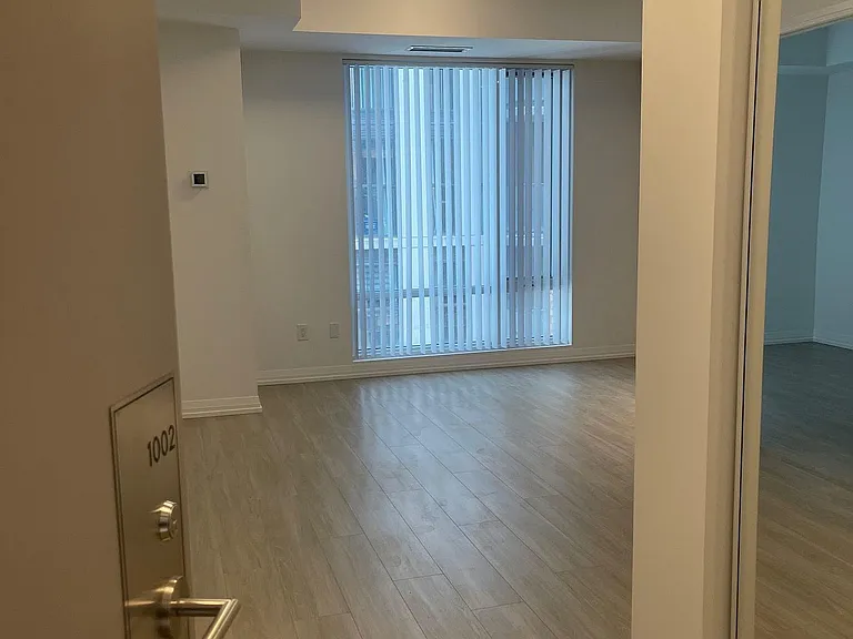 8 Widmer St #1002 — Photo 3