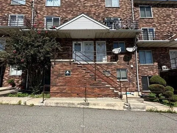 85 Narrows Rd N #3B, Staten Island, NY 10305