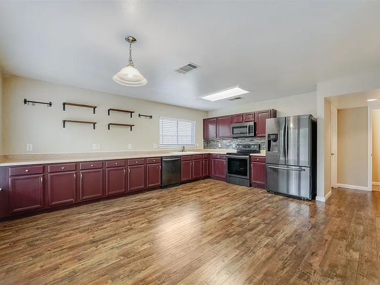 928 Justeford Dr — Photo 11