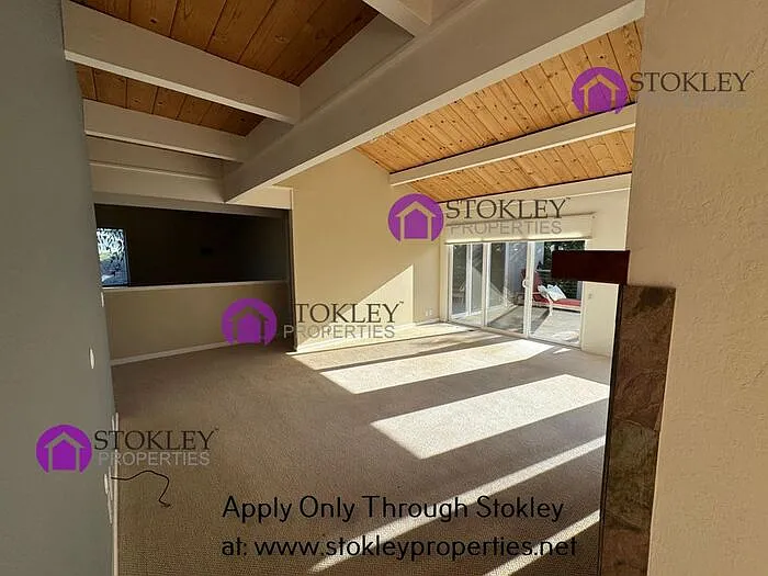 155 Farallon Ct — Photo 10
