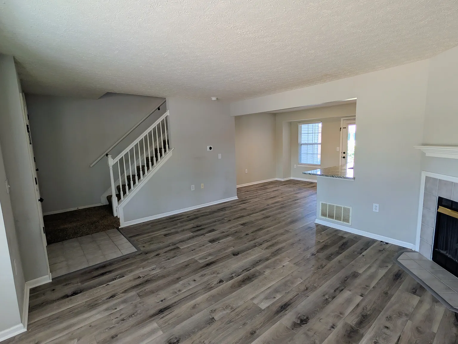 3003 Glenloch — Photo 3