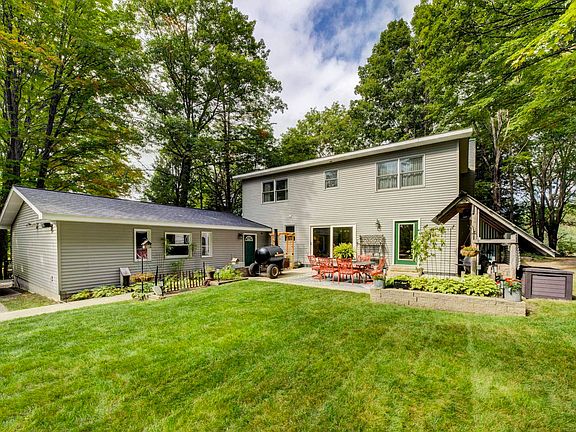 5th image of 10019 Skiver Rd