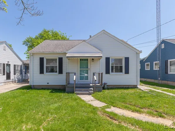 15420 Parkwood Dr, Monroe, MI 48161