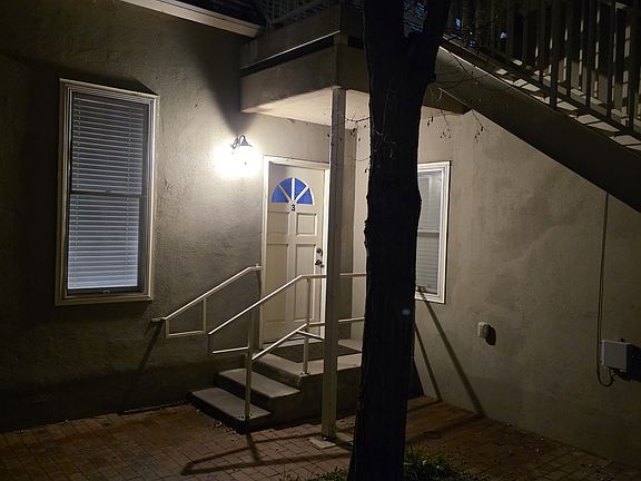 4th image of 212 Broadway Blvd SE #3