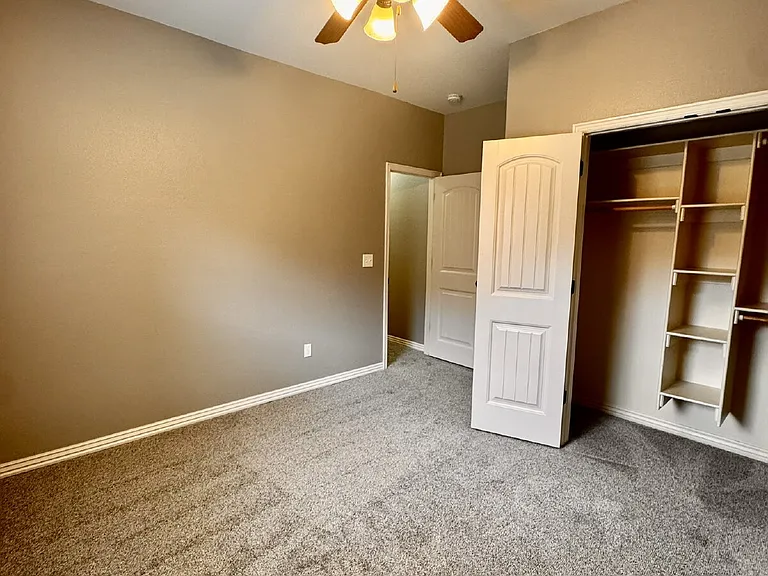 6108 S 36th St — Photo 21