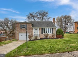 5007 McDonald Dr, Mechanicsburg, PA 17050