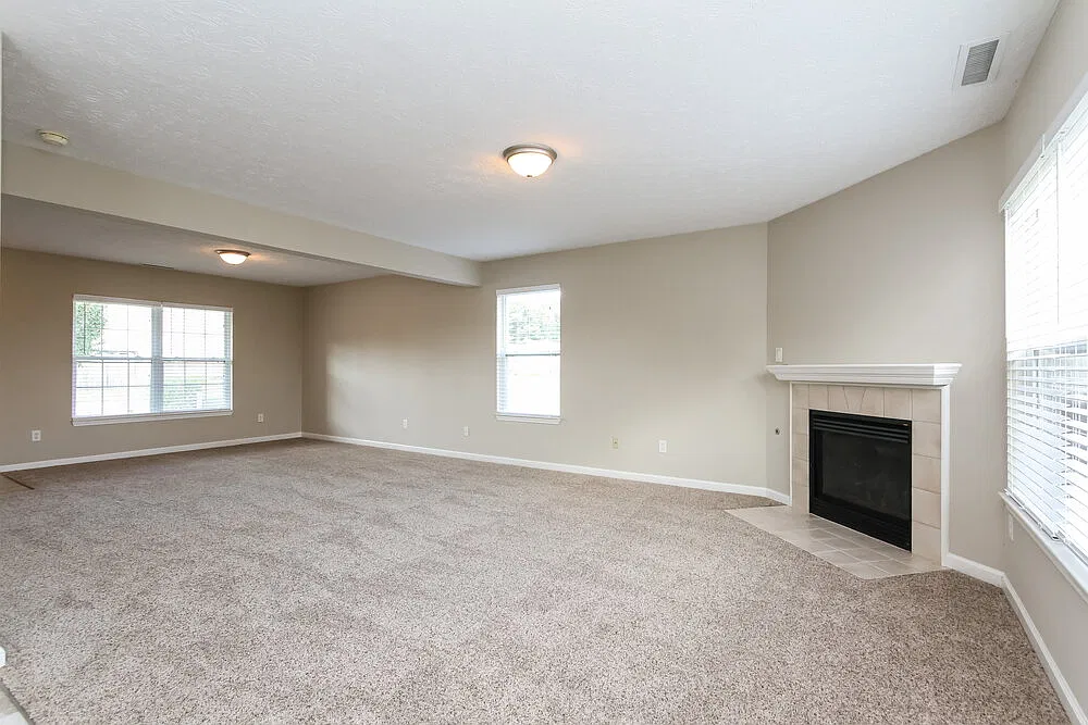 4 bed, 2.5 bath, 2068 sqft, $2,315 — Photo 4