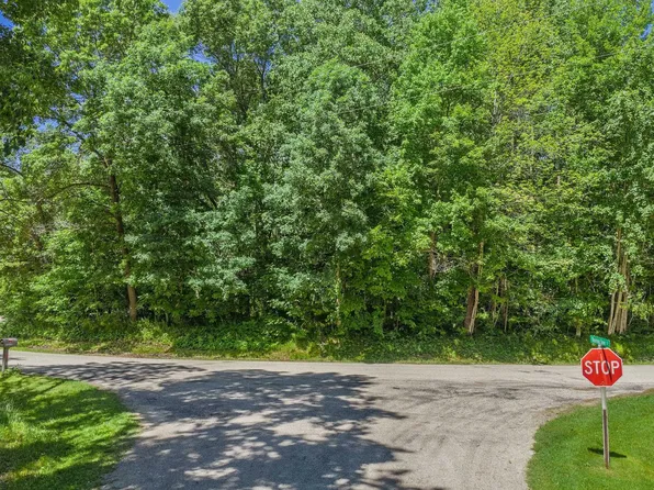 L14 Quail W, La Valle, WI 53941