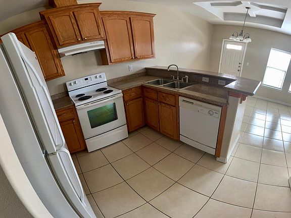 3rd image of 3103 Scotland Dr APT 1