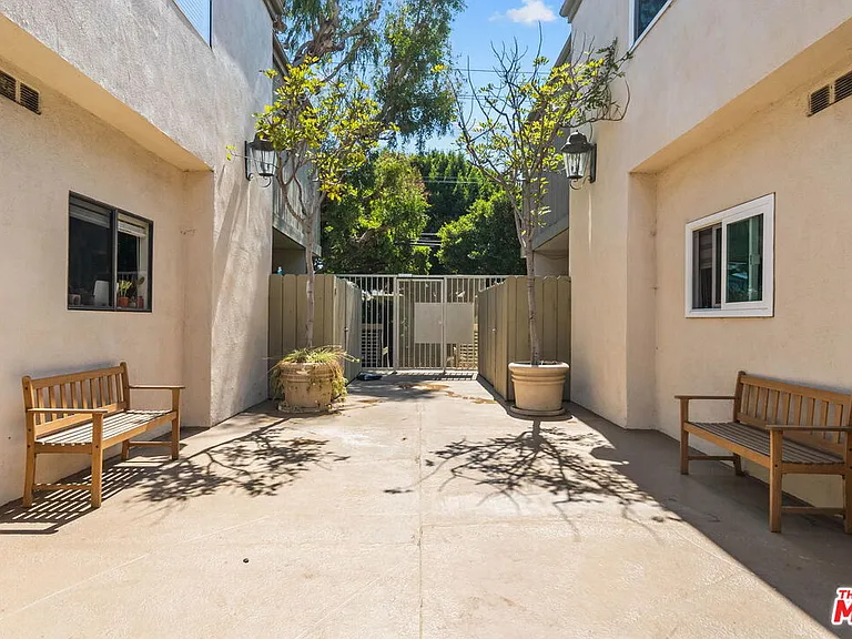 2909 Arizona Ave #15 — Photo 34