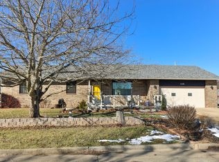 448 N Rechow Avenue, Bolivar, MO 65613